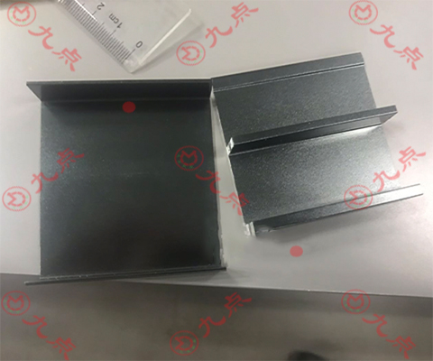 不銹鋼粘金屬專用膠水，九點推薦一款固化時間快透明低氣味不發(fā)白快干膠