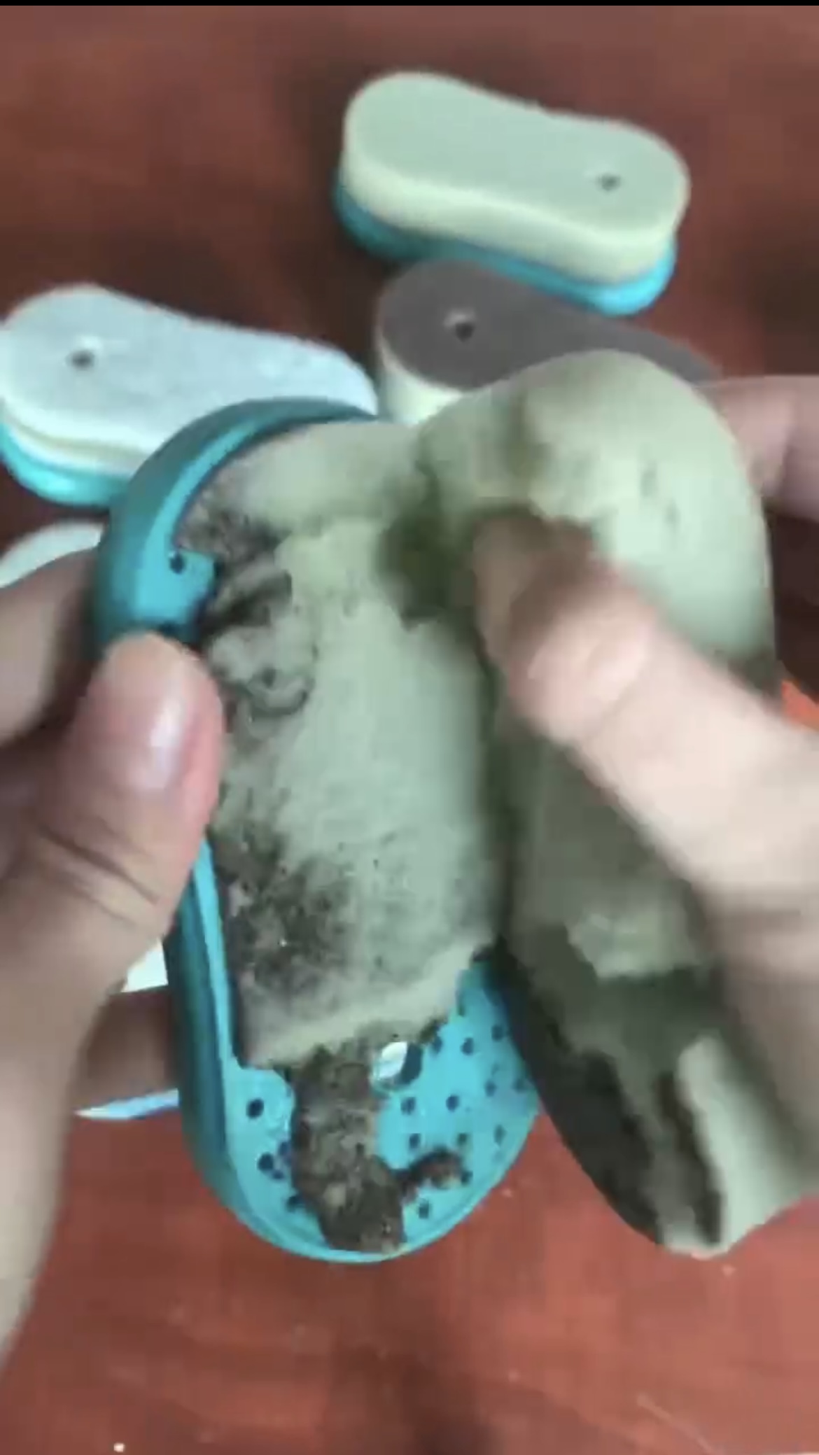 PBT材質(zhì)粘海綿用什么膠水可以粘接？