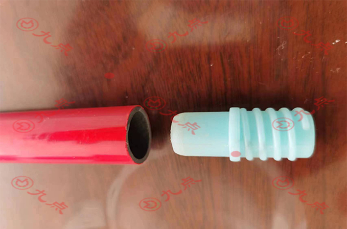 PP堵頭粘接PET管選用什么膠水？-九點推薦不發(fā)白強(qiáng)力粘接透明無痕PP塑料專用膠水